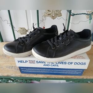 Bob's By Skechers D'vine Vegan Leather Sneakers